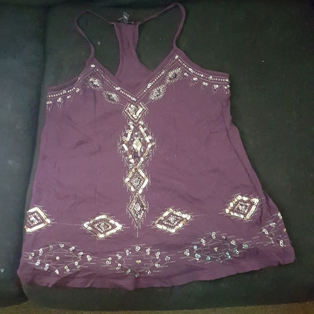 Express wine colored top cute beading